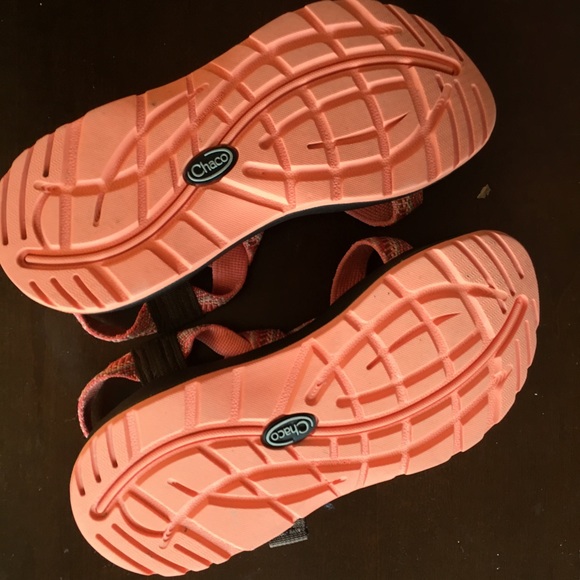 Chaco pink sandals - Picture 3 of 5